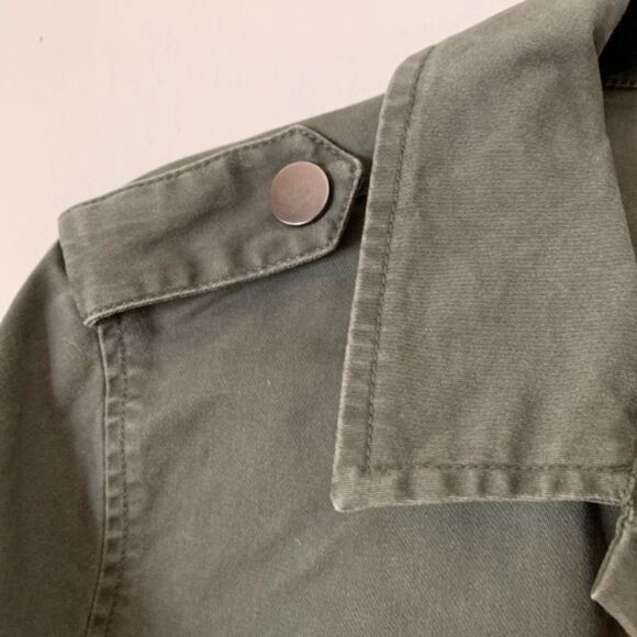 A New Day olive long sleeve denim jacket, almost new. Sequin decorated pockets,M - Picture 3 of 10